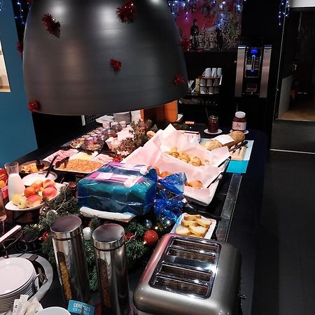Kyriad Direct Marseille Est La Valentine La Penne-sur-Huveaune Zewnętrze zdjęcie
