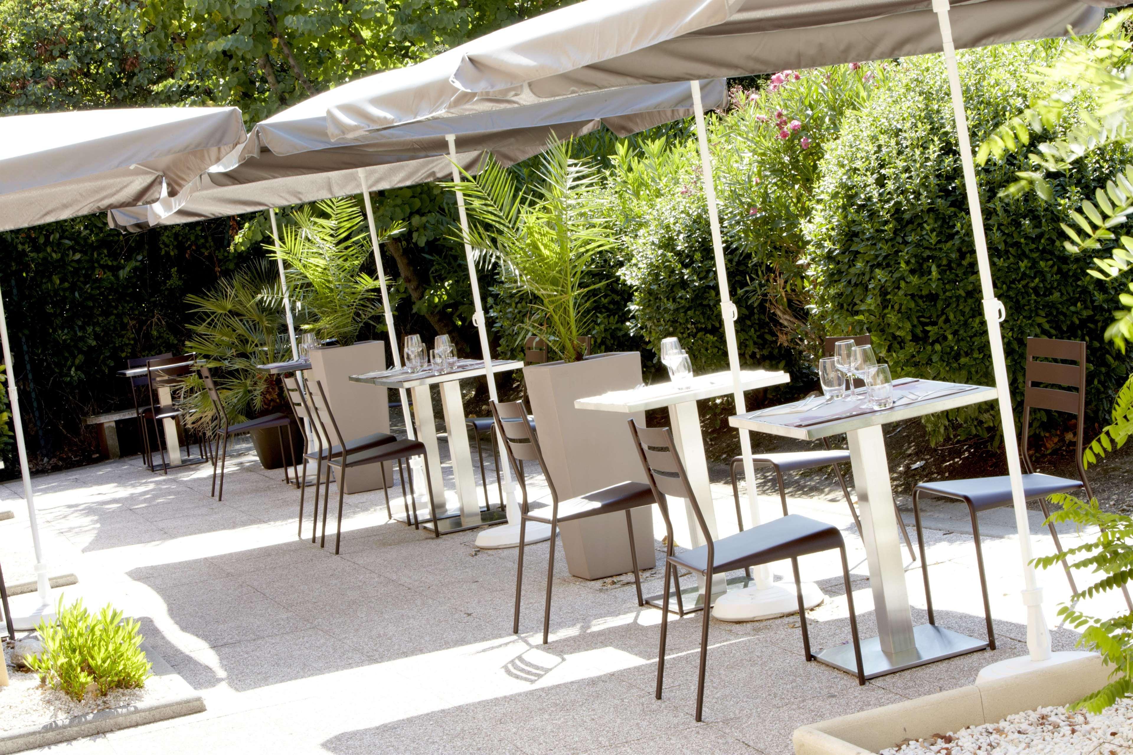 Kyriad Direct Marseille Est La Valentine La Penne-sur-Huveaune Restauracja zdjęcie