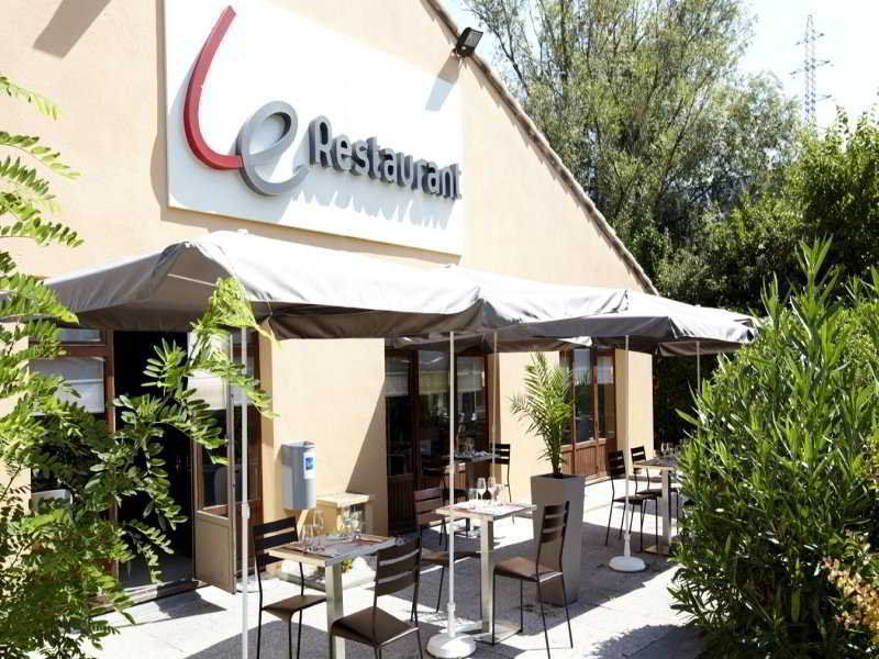 Kyriad Direct Marseille Est La Valentine La Penne-sur-Huveaune Zewnętrze zdjęcie